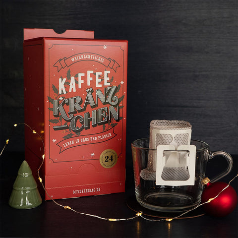 2025 Kaffi-Adventskalender mat 24 eenzelen Drëpssäckchen a 12 verschiddene Varietéiten