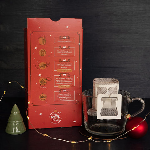 2025 Kaffi-Adventskalender mat 24 eenzelen Drëpssäckchen a 12 verschiddene Varietéiten